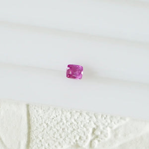 0.65ct Pink Sapphire