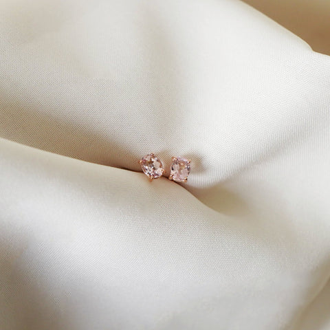 Morganite Studs Earrings - Natural Gemstone - 18k/ 75% Rose Gold