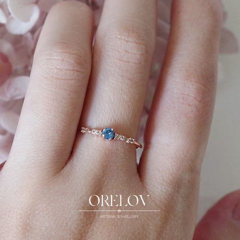 Mira Ring Blue Sapphire - 18k/ 75% Rose Gold