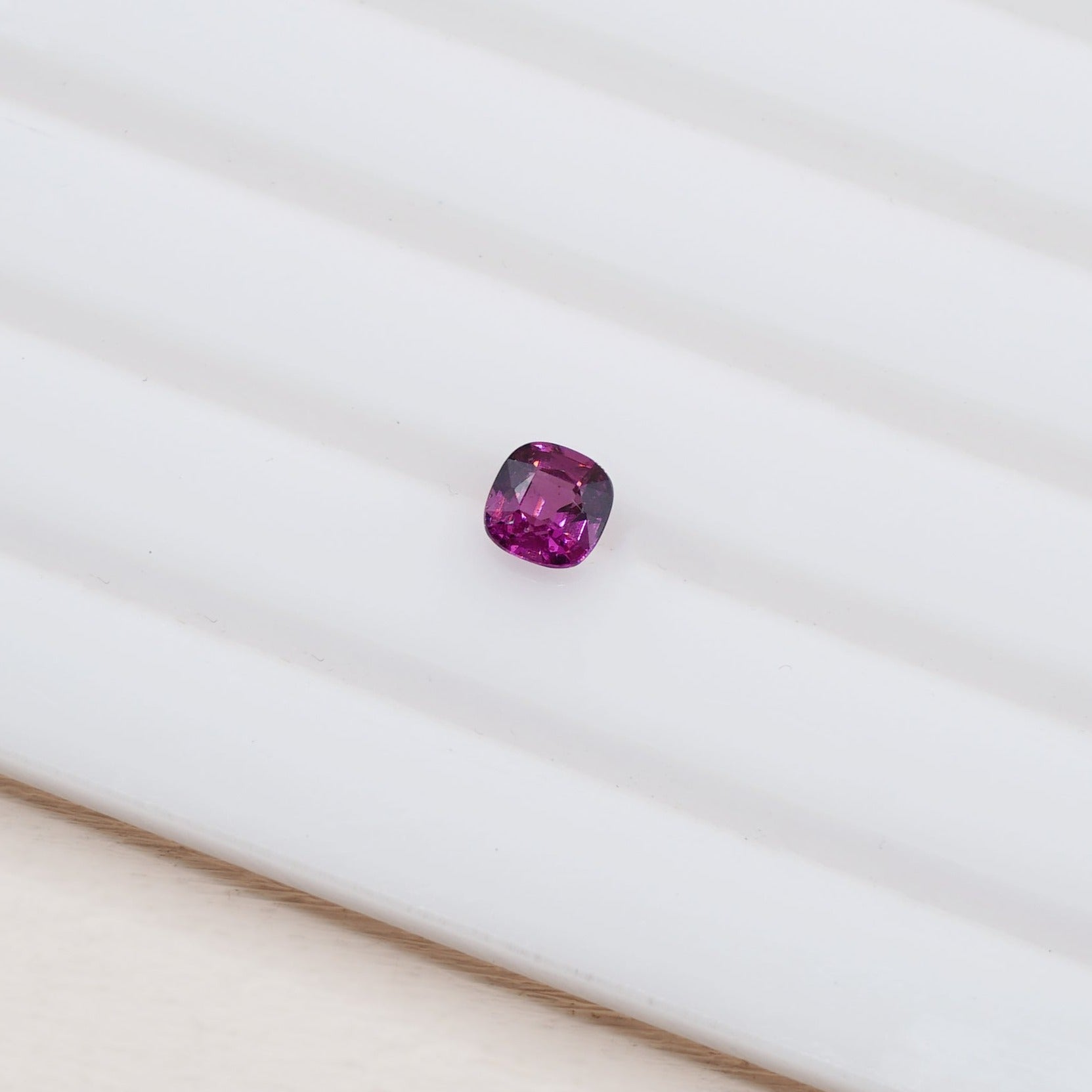 1.26ct Rhodolite Garnet