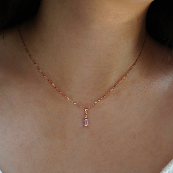 Rosie Morganite Pendant - Natural Gemstone - 18k/ 75% Rose Gold