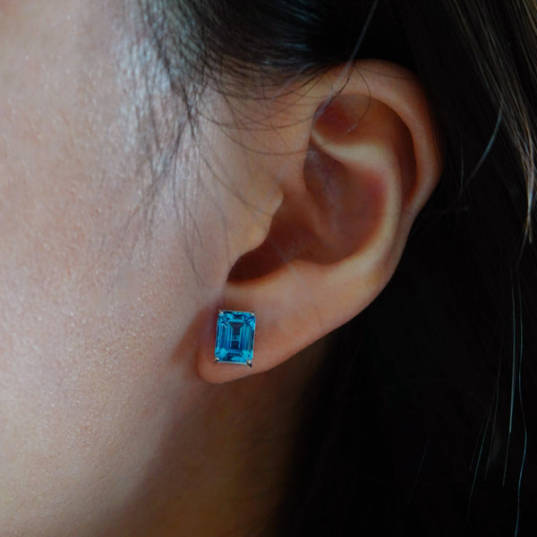 Swiss Blue Topaz Earrings - 18k/ 75% White Gold