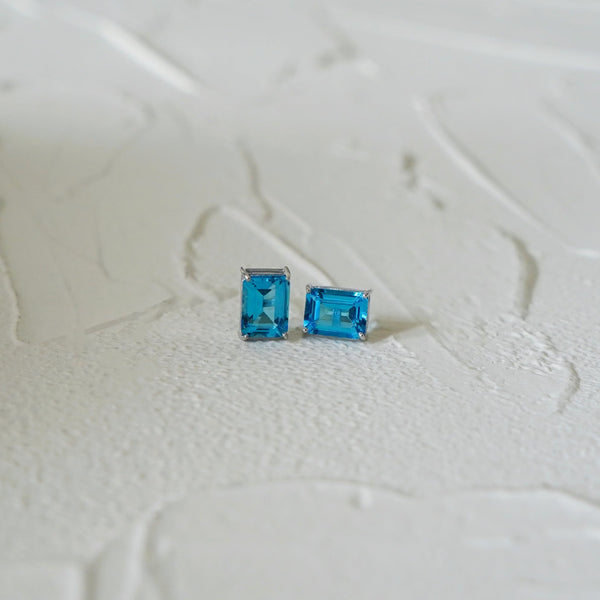 Swiss Blue Topaz Earrings - 18k/ 75% White Gold