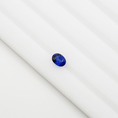 1.37ct Natural Royal Blue Sapphire