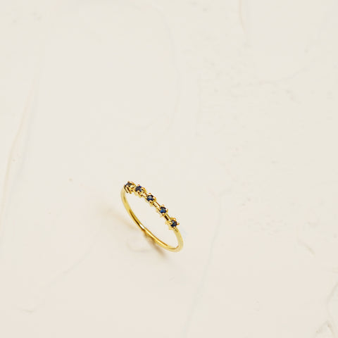 Dotty Ring - 18k/ 75% Gold